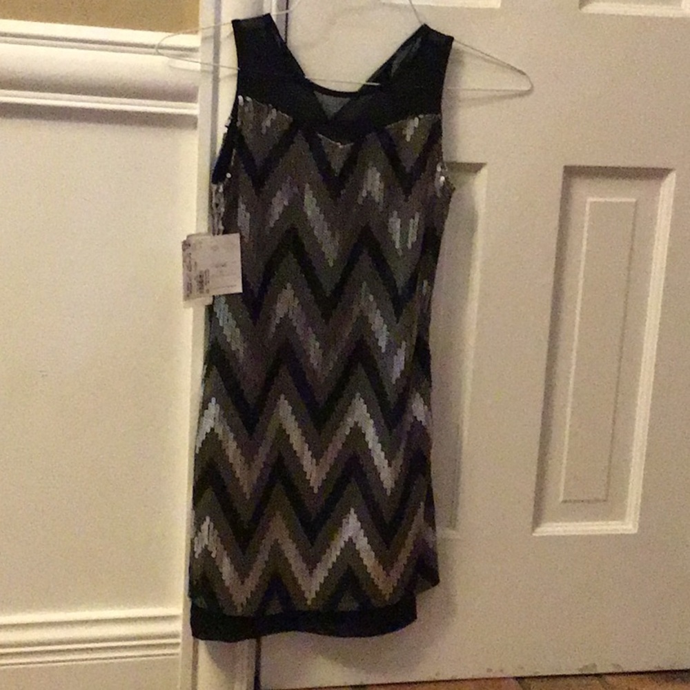 Brand new never worn Bloomingdales dress